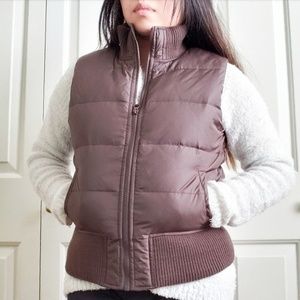 SALE! PRE-OWNED OLD NAVY BROWN PUFFER VEST SIZE S